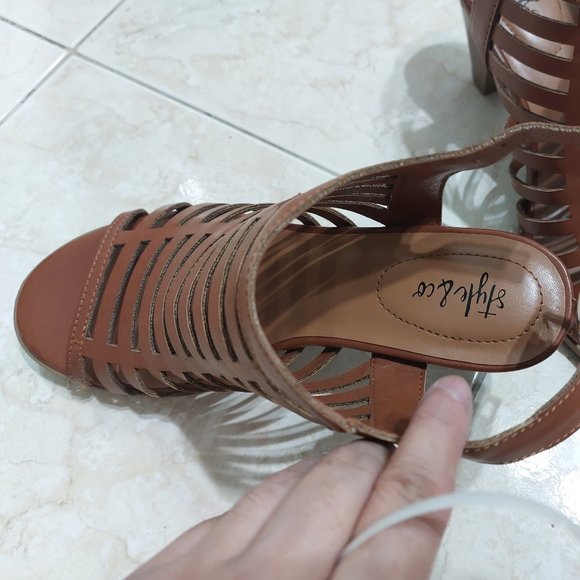 STYLE & CO Women's Haileyy Shooties Sandals Heels COGNAC Brown Chic Trendy Style - Picture 11 of 13